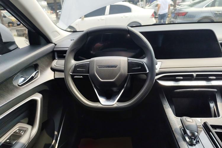 Used Venucia V 2021 260T Idol Edition