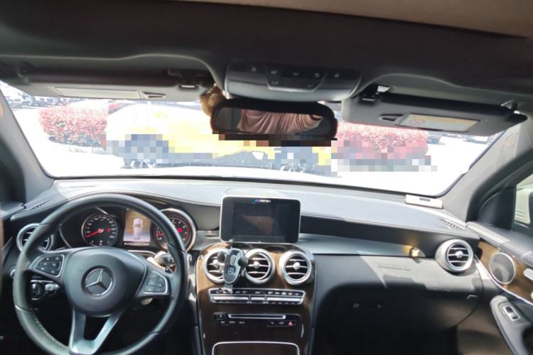 Used Mercedes-Benz GLC 2018 GLC 260 4MATIC Luxury Model
