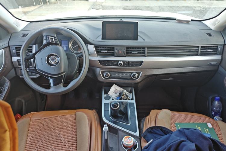 Used FORTHING Joyear X5 2017 1.6L Manual Luxury Model Center Console