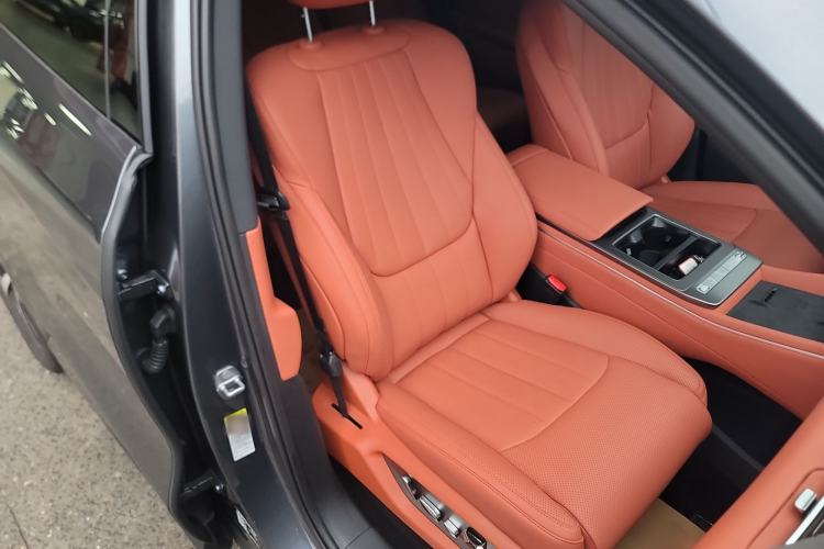 Used BYD Tang L 2025 DM 215KM LiDAR Flagship Model