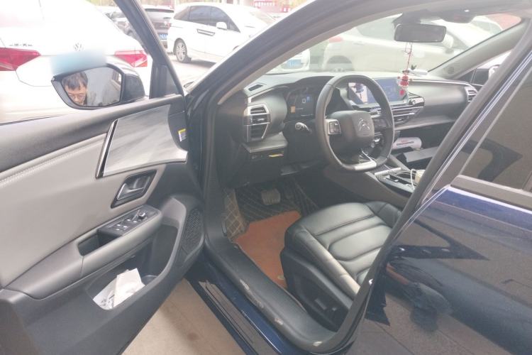 Used Citroen C5 X 2024 1.6T Enjoy the Extraordinary Driver Seat