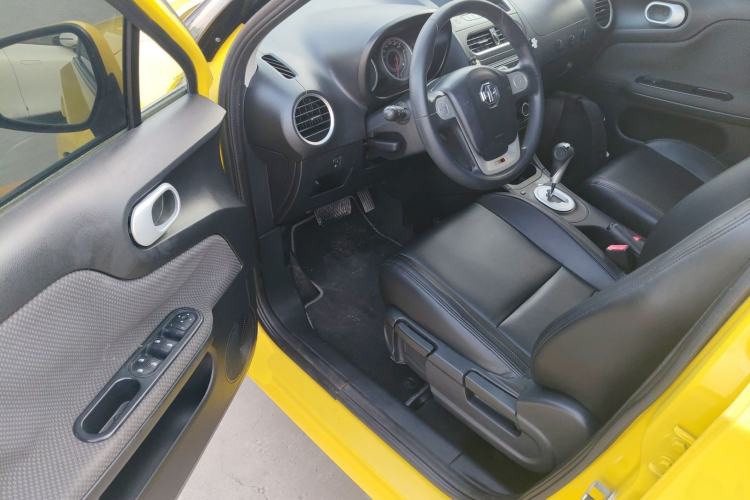 Used MG 3 2014 1.5L AMT Elite Edition
