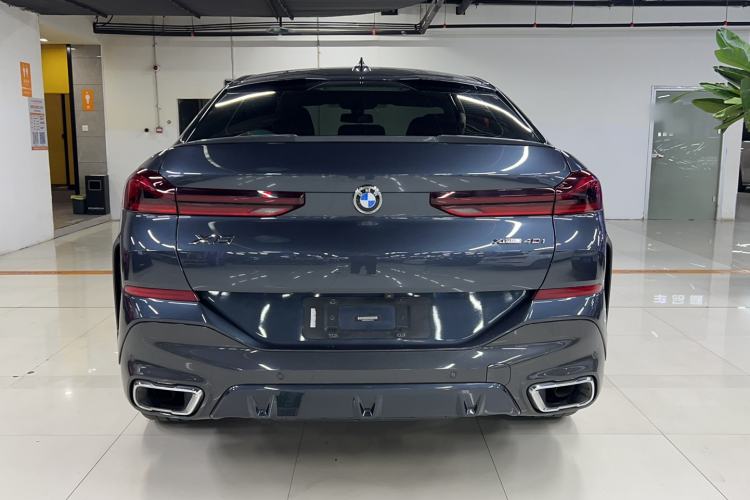 Used BMW X6 2020 xDrive40i Luxury Model with M Sport Package
