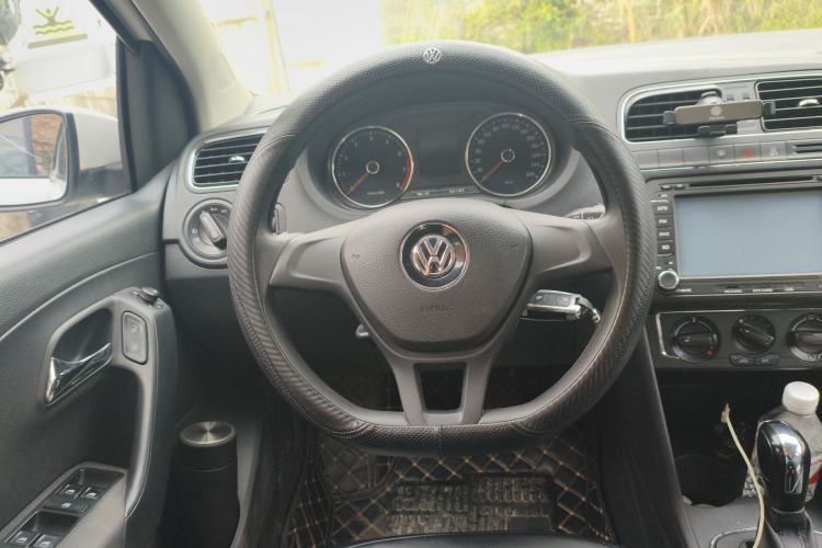 Used Volkswagen Polo 2014 1.4L Automatic Comfort Edition