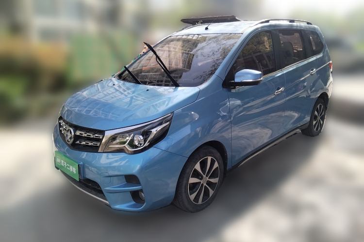 Used Venucia M50V 2017 1.6L XL CVT Luxury Edition