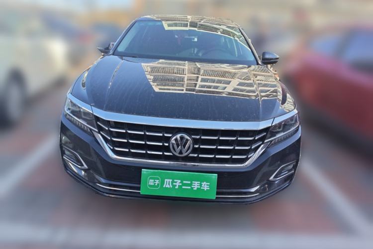Used Volkswagen Passat 2019 330TSI Luxury Edition China VI Standard
