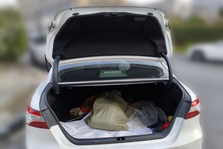 Used Toyota Camry 2021 2.0G Luxury Edition