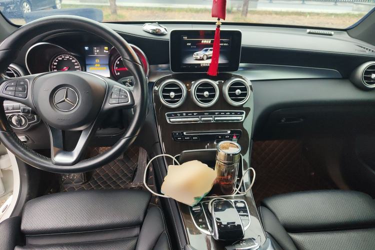 Used Mercedes-Benz GLC 2017 GLC 260 4MATIC Luxury Model