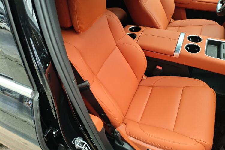 Used Li Auto L8 2025 Max Smart Refresh Edition Right Front Seat