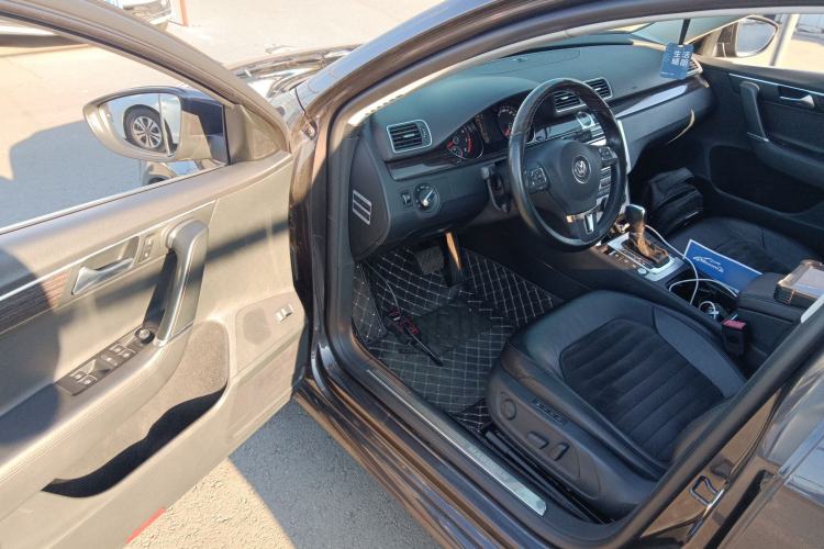 Used Volkswagen Magotan 2015 2.0 TSI Prestige Model