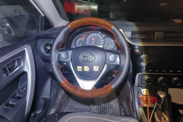 Used Toyota Levin 2017 Revised 185T CVT Elite Edition China V Standard Steering Wheel