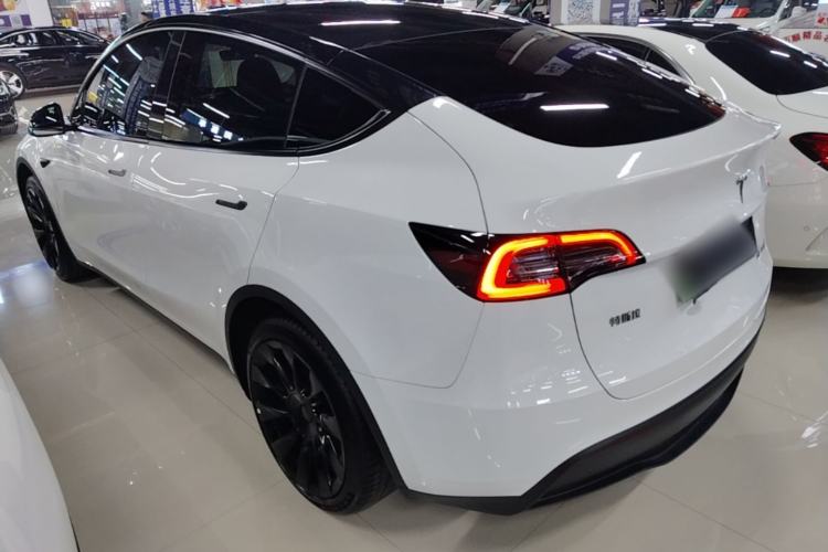 Used Tesla Model Y 2023 Rear-Wheel-Drive Version