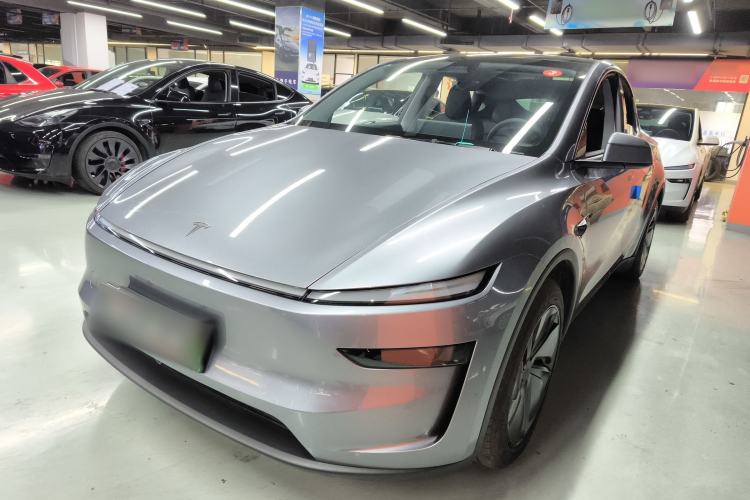 Used Tesla Model Y 2025 Rear-Wheel-Drive Version