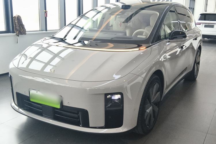 Used Li Auto i8 2025 Model Standard Version