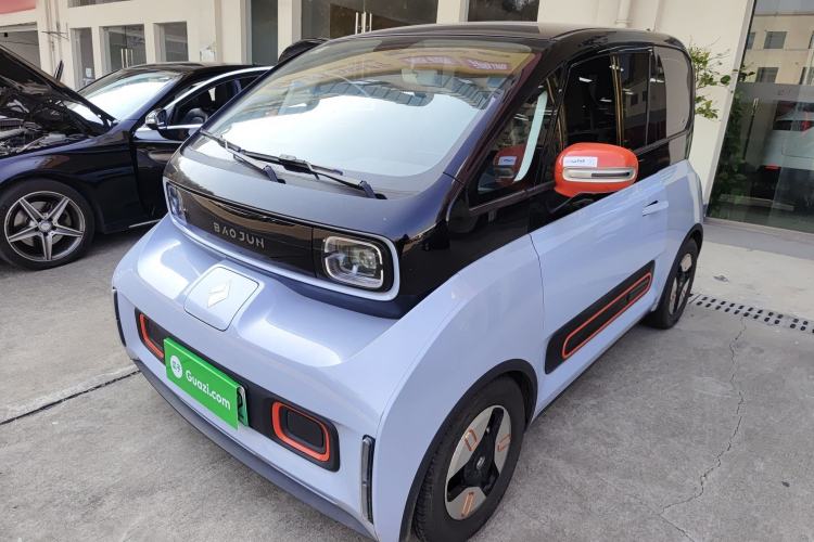 Used Baojun KiWi EV 2021 Artist Model Lithium Iron Phosphate