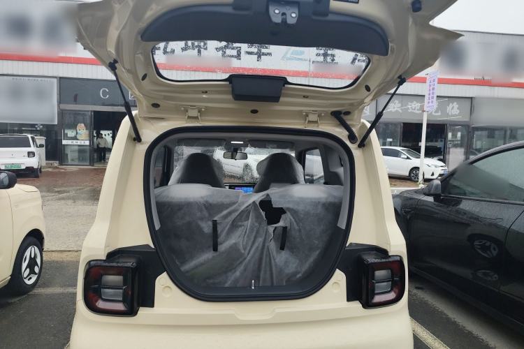 Used Geely Galaxy Panda 2025 210 km – Yuanqi Bear