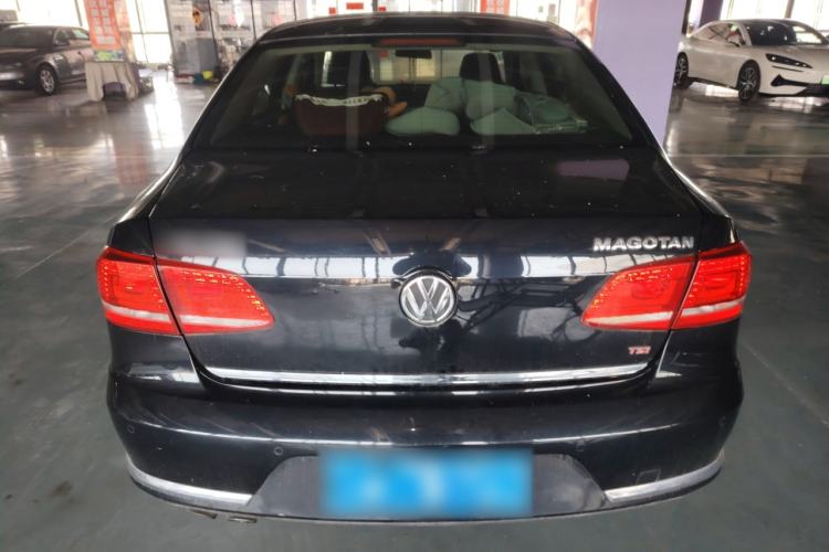 Used Volkswagen Magotan 2013 2.0 TSI Luxury Model