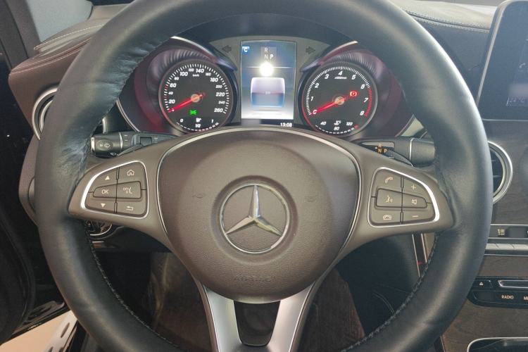 Used Mercedes-Benz GLC 2017 GLC 300 4MATIC Sport Edition
