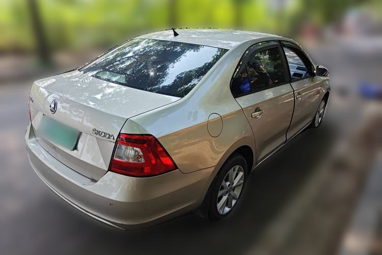 Used Skoda Rapid 2013 1.6L Automatic Preferred Model