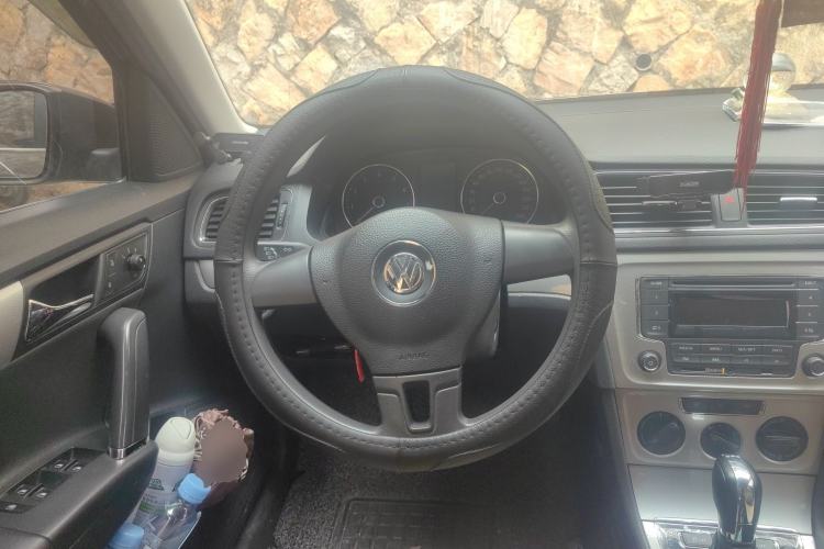 Used Volkswagen Gran Lavida 2013 1.4 TSI Automatic Comfort Model Steering Wheel