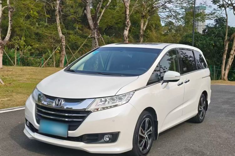 Used Honda Odyssey 2015 Updated Version 2.4L Smart Edition