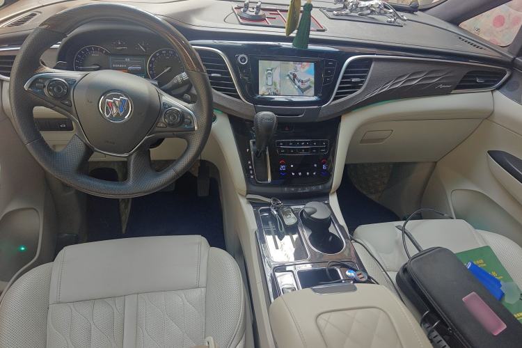 Used Buick GL8 2018 ES 28T Comfort Model China VI Standard
