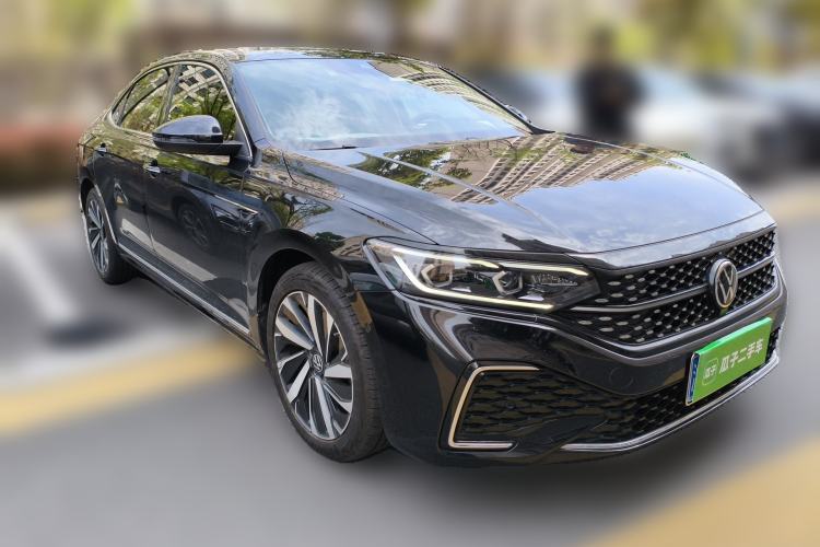 Used Volkswagen Passat 2022 330TSI Starry Luxury Edition