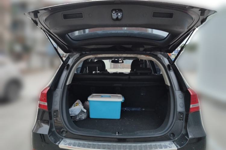 Used Haval H2 2017 Red-Label 1.5T Automatic Two-Wheel Drive Elite Model Trunk