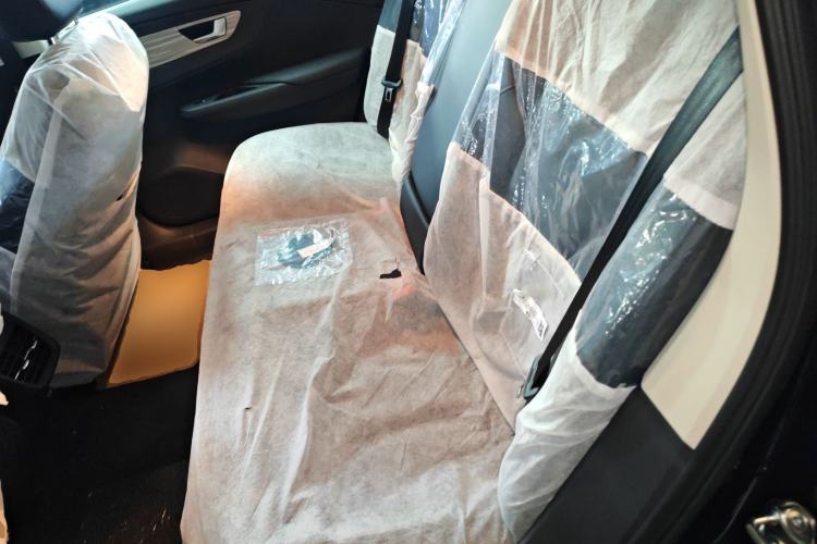 Used Hongqi E-QM5 2025 500km Range Commuter Version