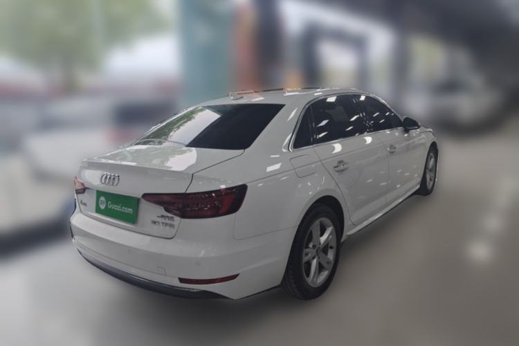 Used Audi A4L 2018 30th Anniversary Edition 30 TFSI Ambition Model
