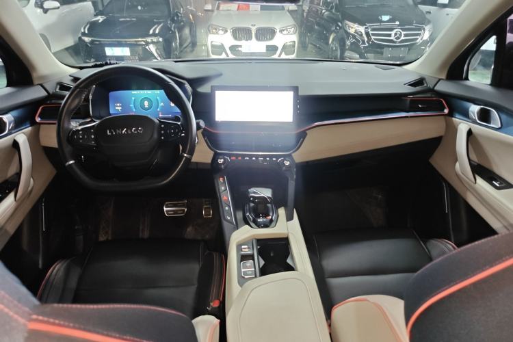 Used Lynk & Co 06 2021 1.5T Shero Pink Special Edition Center Console