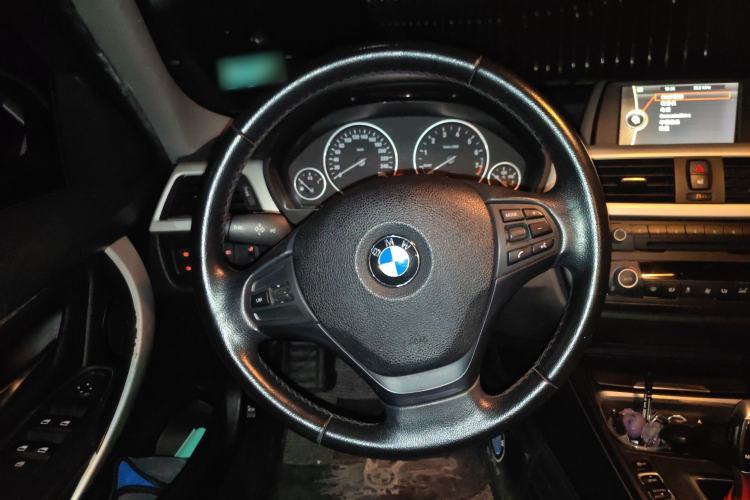Used BMW 3 Series 2013 320i Sport Edition

