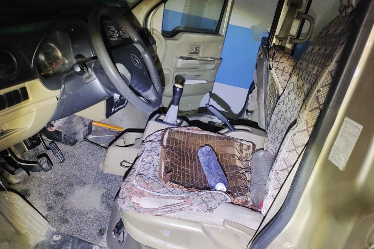 Used Dongfeng Xiaokang C37 2015 1.5L Standard II DK15-06 Left Front Seat