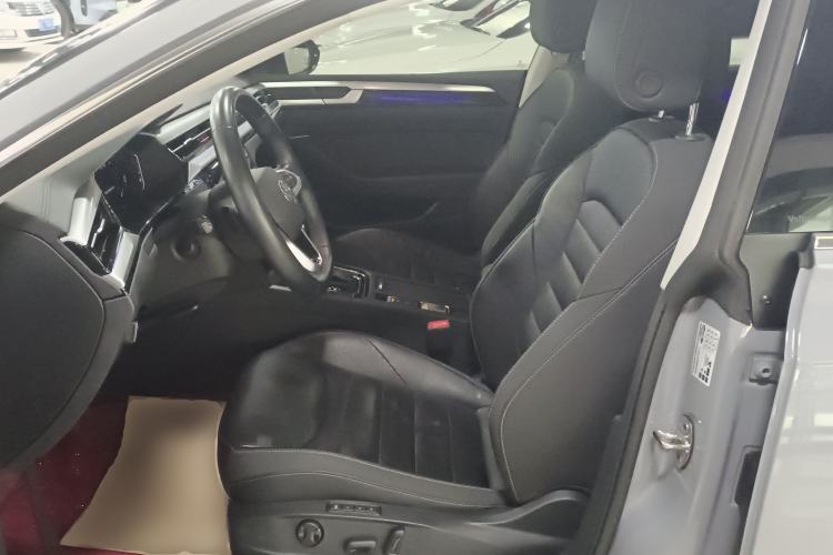 Used Volkswagen FAW-Volkswagen CC 2023 Hunting Vehicle 380TSI Hunter's Heart Edition
