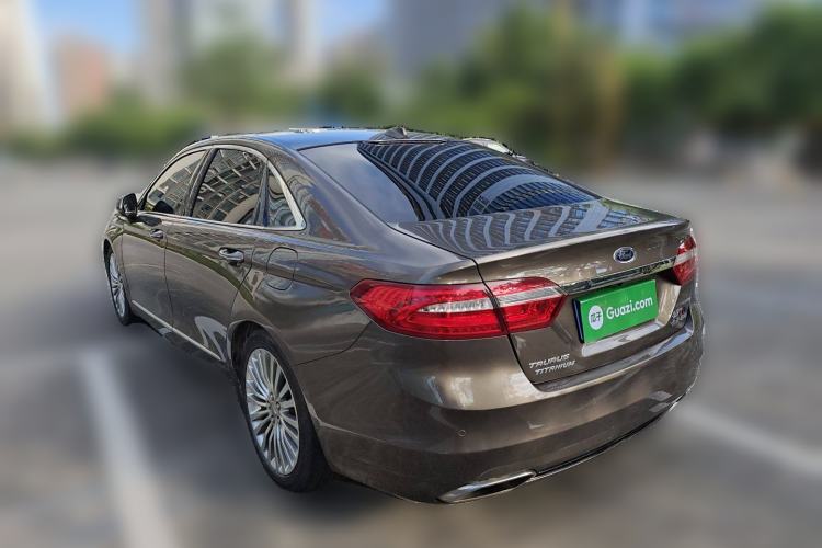 Used Ford Taurus 2015 EcoBoost 245 Ultimate Model
