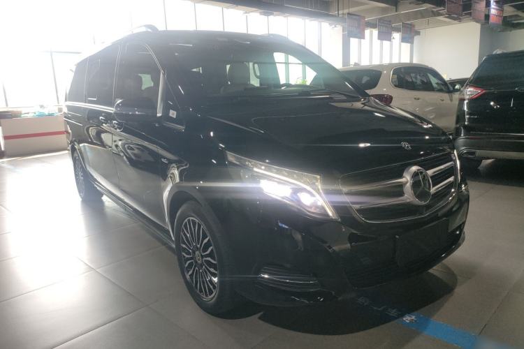 Used Mercedes-Benz V-Class 2018 V 260 L Prestige Extended Version China V Front Right 45 Deg