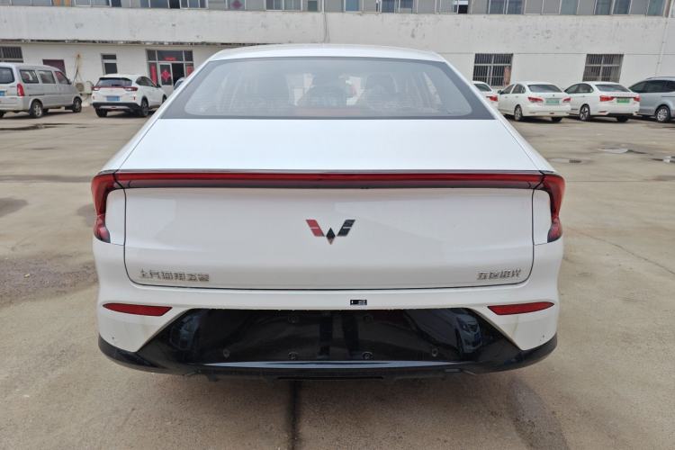 Used Wuling Xingguang 2025 70km Smart Standard Version Rear