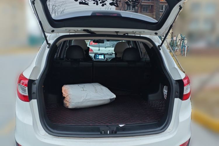 Used Hyundai ix35 2015 2.0L Automatic 2WD Smart Version China V Standard