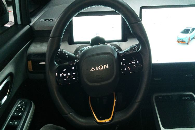 Used AION Y 2022 70 Tech Edition Lithium Iron Phosphate
