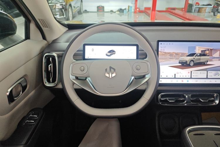 Used Leapmotor B10 2025 510 Joyful Edition
