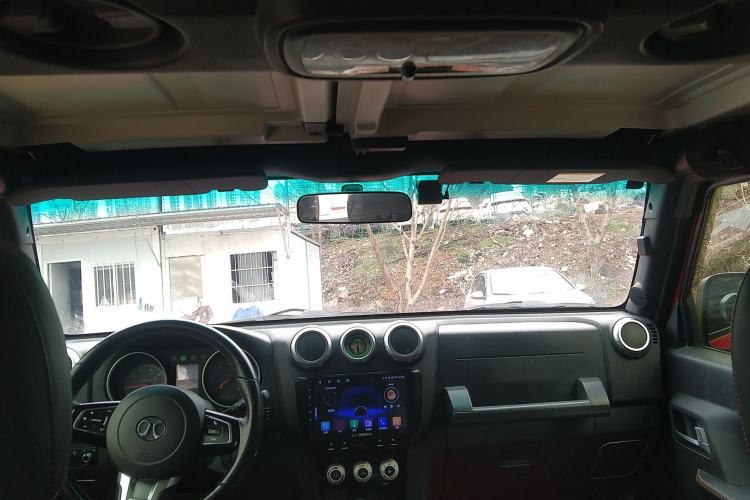 Used BAIC Off-Road BJ40 2016 2.3T Automatic Four-Wheel Drive Premium Edition Headliner