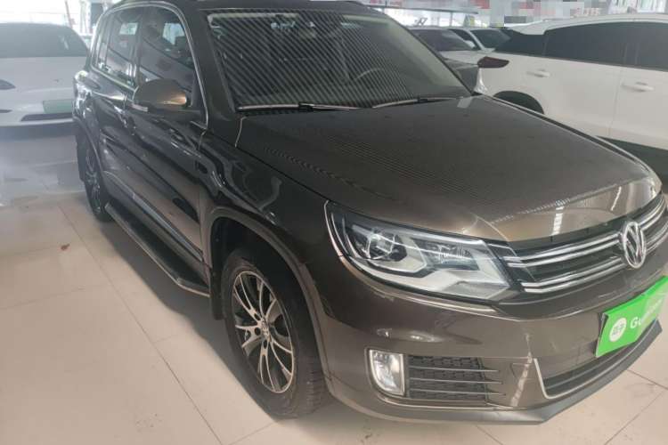 Used Volkswagen Tiguan L 2015 2.0 TSI Automatic All-Wheel Drive Luxury Edition