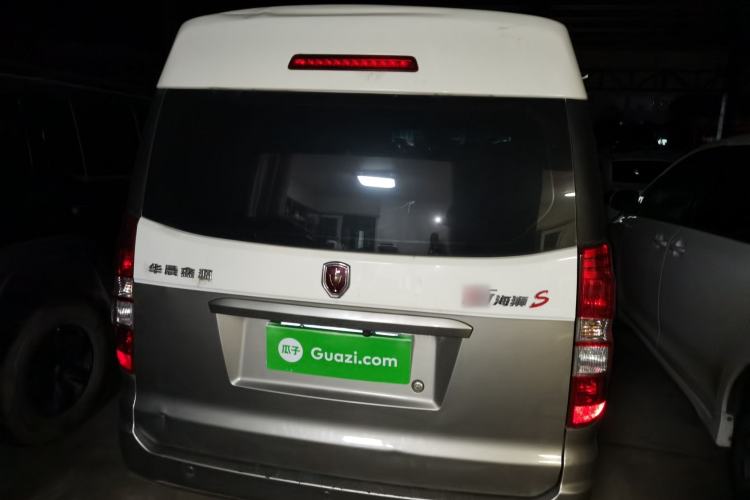 Used Jinbei New Hiace S 2023 1.5L Wealth Edition Passenger Van 5/6/7-Seater Non-Air-Conditioned Version SWC15M