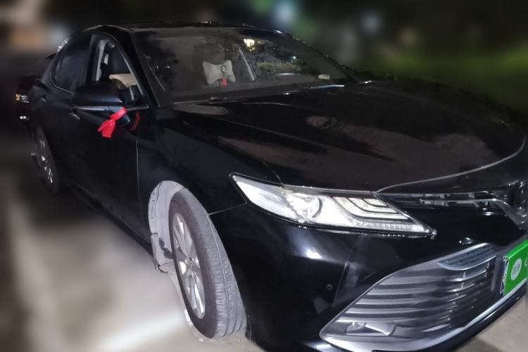 Used Toyota Camry 2018 2.0G Luxury Edition
