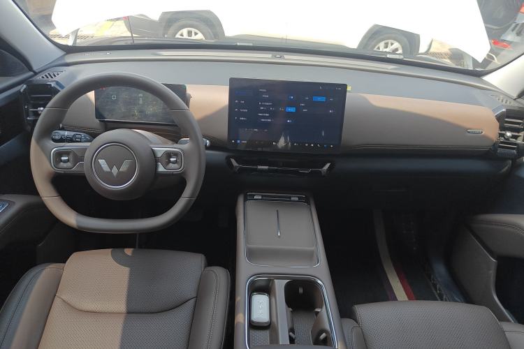 Used Wuling Xingguang 560 New Energy 2026 Model, Pure Electric, 500 km, Luxury Version Center Console