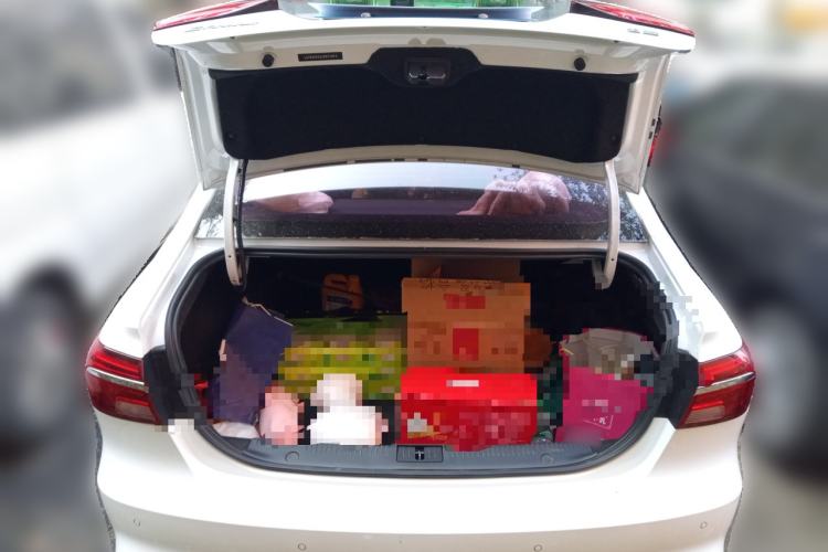 Used Roewe i6 2018 16T Automatic Flagship Edition Trunk