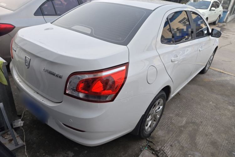 Used Baojun 630 2013 1.5L manual Comfort trim
