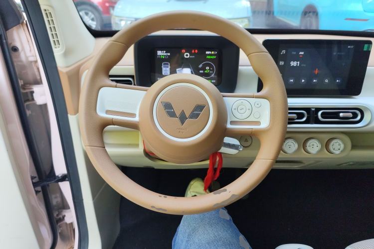 Used Wuling Hongguang MINIEV 2024 3rd Generation 215km Advanced Version