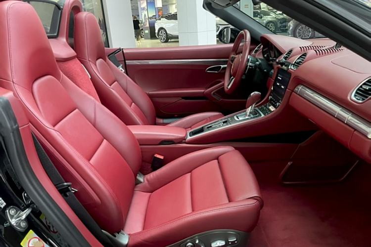 Used Porsche 718 2022 Boxster 2.0T
