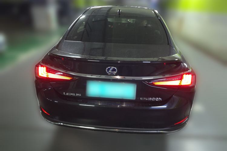 Used Lexus ES 2018 300h Premier Edition China V Standard
